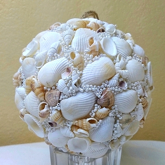 NWT 5" Hanging Glass Bead/Seashell Ball - Picture 4 of 10